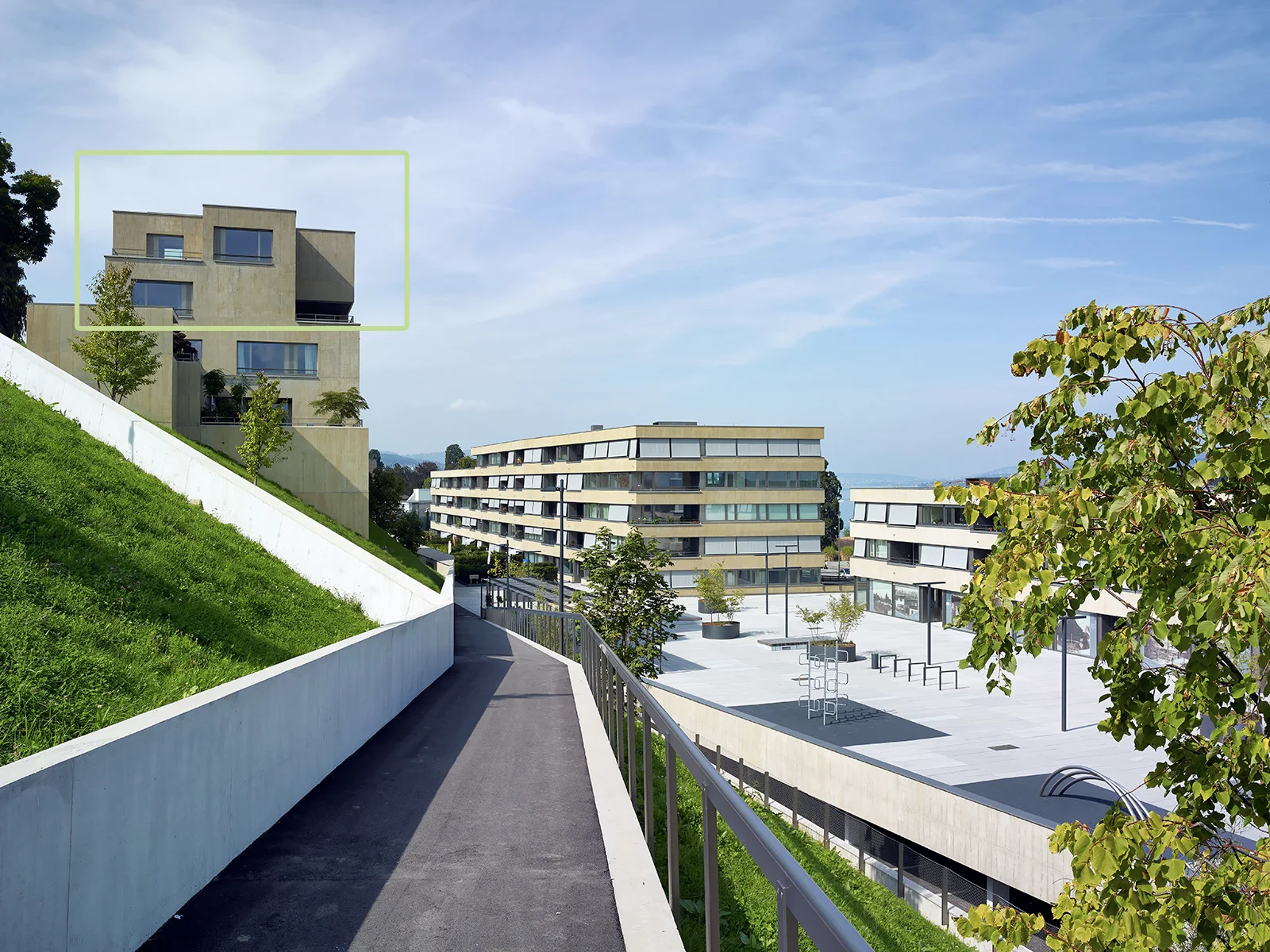 Fährenblick Gebäude seitlich mit Seeblick